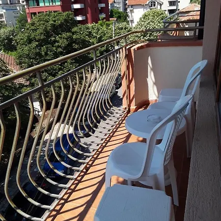 Kostovi Приморско