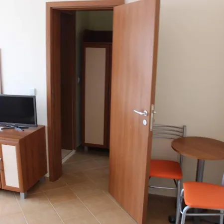 Kostovi Къща за гости