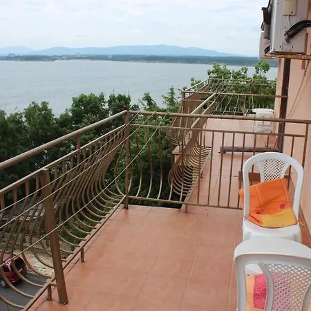 Kostovi Къща за гости Приморско