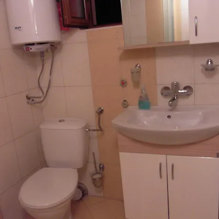 Kostovi Casa de hóspedes 3*