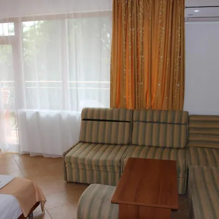 Къща за гости Kostovi