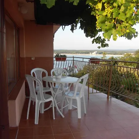 Kostovi Приморско