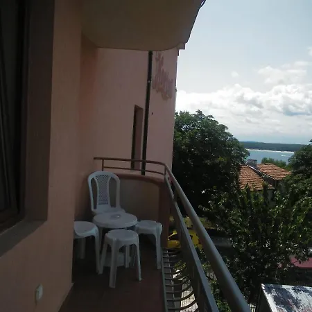 Гостевой дом Kostovi Приморско