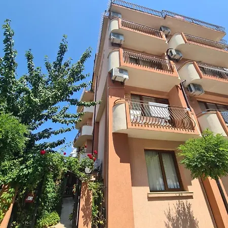 Kostovi Приморско